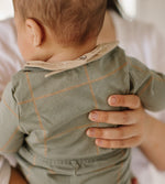 Load image into Gallery viewer, Organic Cotton Baby Bandana Bibs - Ash