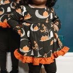 Load image into Gallery viewer, Moonlight Fright Infant Tunic Set
